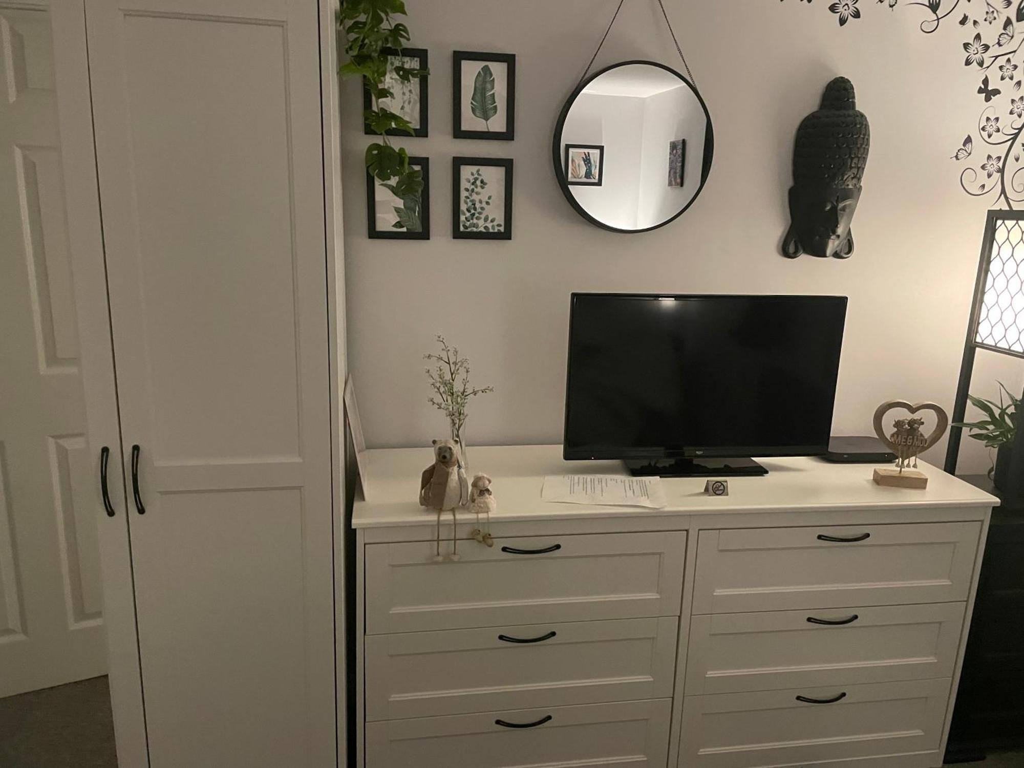 Cosy Home From Home With Private Bathroom - Free Parking 카디프 외부 사진